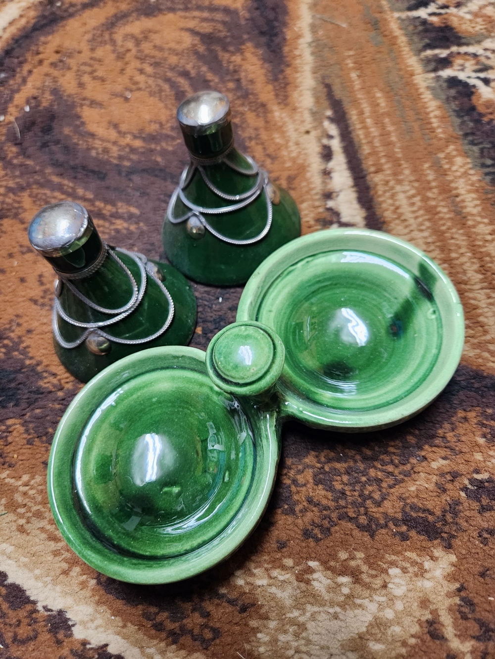 Vintage Moroccan Ceramic Double Mini Tagine Spice Holder - Green Glaze with Meta - Picture 4 of 7